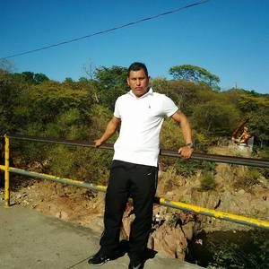 Meet your Posher, Julian